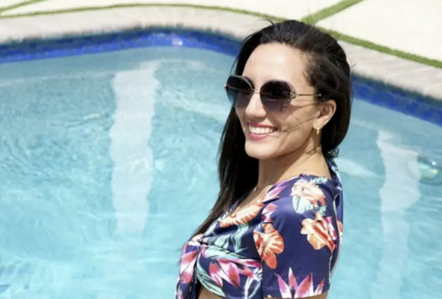 امرأة مغربية بأمريكا تحقق آلاف الدولارات شهريا من تأجير مسبح منزلها